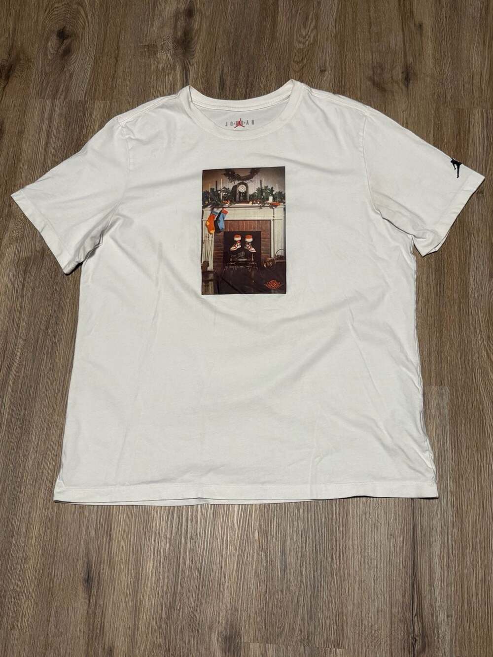 Jordan AJ 85 Chimney T-Shirt Size XL White Santa Sneakers
